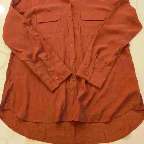 NWT Express Womens Button Down Lightweight Top Maroon Pink Red Size Large - Picture 3 of 9